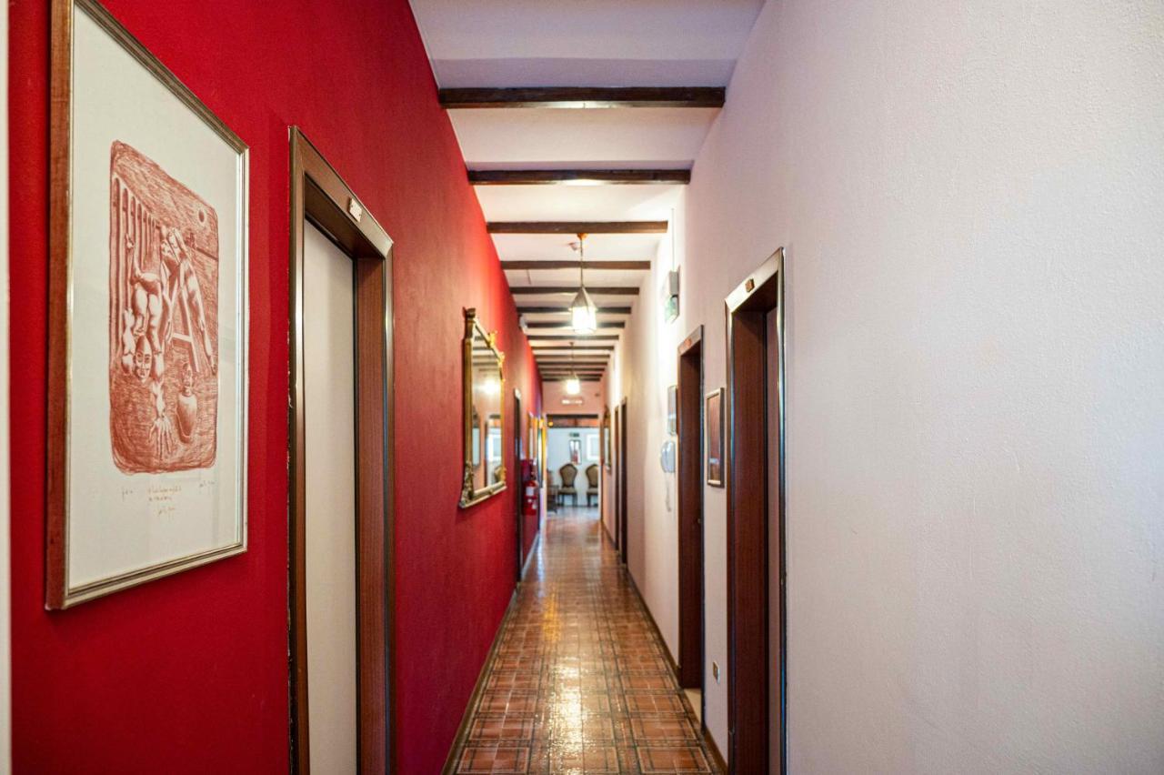 La Villa チェルヴィア エクステリア 写真