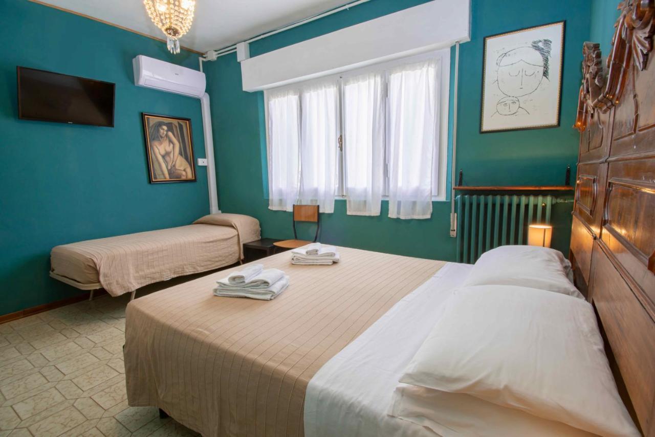 La Villa チェルヴィア エクステリア 写真