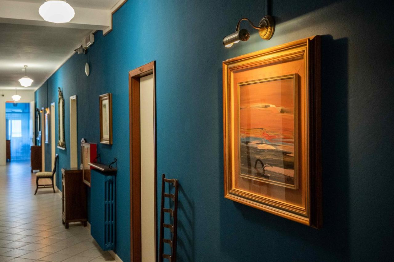 La Villa チェルヴィア エクステリア 写真
