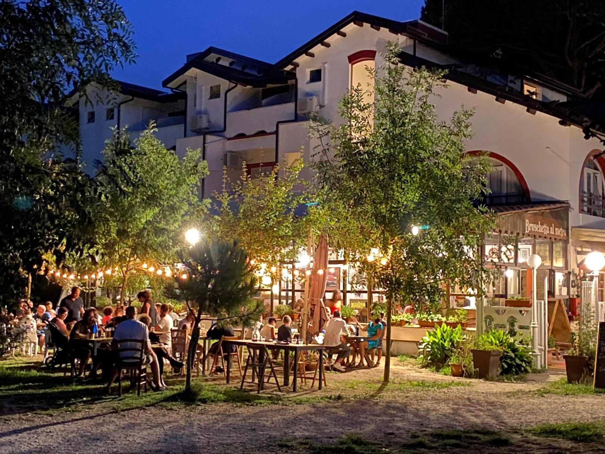 La Villa チェルヴィア エクステリア 写真