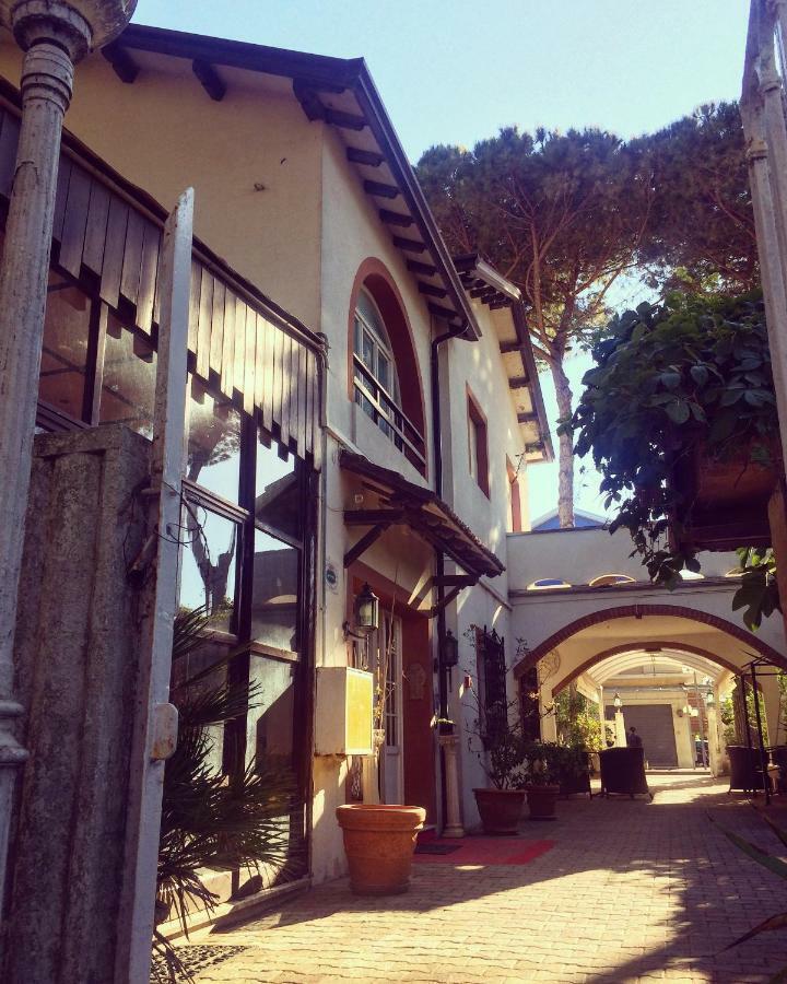 La Villa チェルヴィア エクステリア 写真